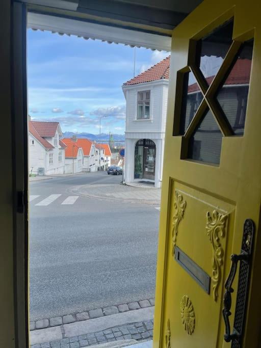 The Yellow Door 斯塔万格 外观 照片
